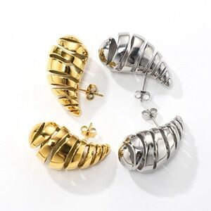 Large Helix Spiral Teardrop Earrings | Silver